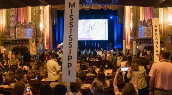 The Alabama Theater full of Main Street Now attendees during the opening plenary